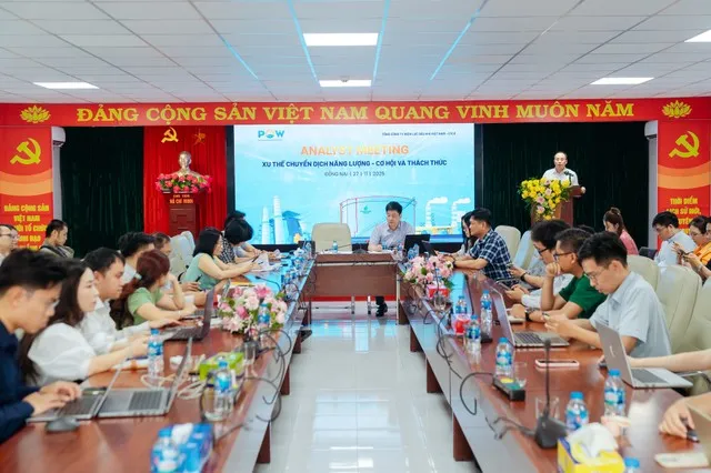 Toàn cảnh buổi Anylist Meeting của PV Power ngày 27/11
