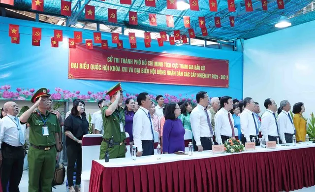 Lễ chào cờ.