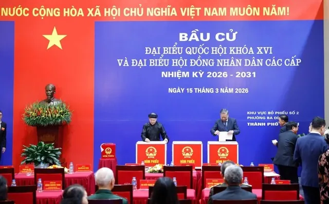 Tổng Bí thư Tô Lâm bỏ phiếu bầu đại biểu Quốc hội khóa XVI và HĐND các cấp nhiệm kỳ 2026-2031 - Ảnh: VGP