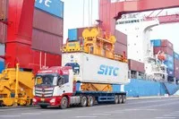 Áp lực xanh hóa với logistics trong thương mại điện tử