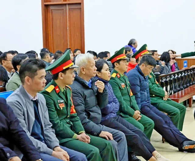 Nguyễn Văn Hậu, cựu Chủ tịch Tập đoàn Phúc Sơn và các bị cáo tại phiên tòa.