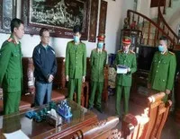 Cơ quan Cảnh sát điều tra thực hiện Lệnh bắt bị can Phạm Xuân Thảo. (Nguồn: An ninh Thủ đô)