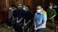 Các bị cáo tại phiên toà.