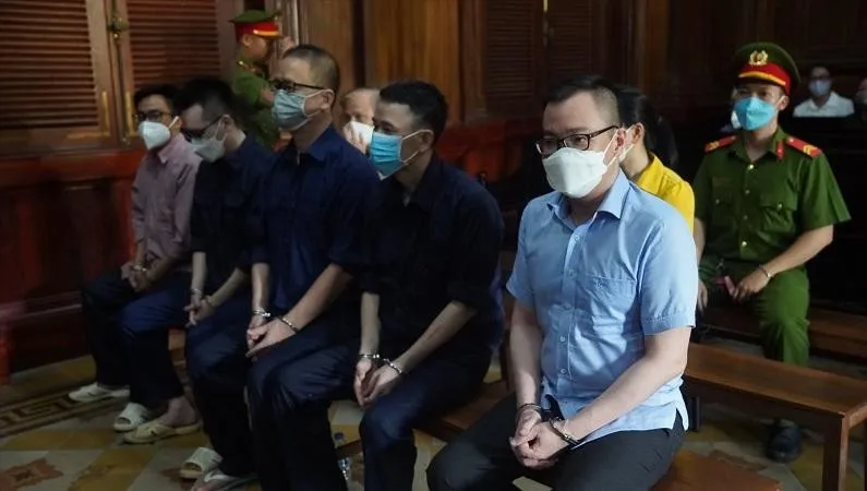 Các bị cáo tại phiên toà.