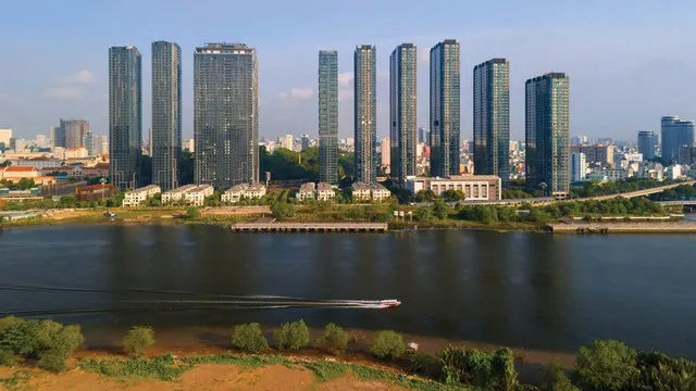 Nơi nào có hạ tầng kết nối càng hoàn thiện thì nơi đó bất động sản phát triển càng mạnh. Ảnh Lê Toàn.
