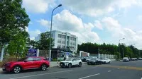Nhà đầu tư từ khắp nơi đổ về Nhơn Trạch tìm kiếm cơ hội. Ảnh: Lê Toàn.