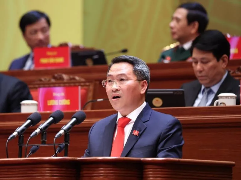 Ông Nguyễn Tấn Phát, Bí thư Đảng ủy phường Sài Gòn (TP.HCM ) trình bày tham luận - Ảnh: TTXVN 