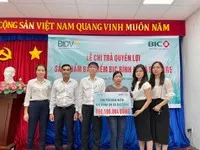 BIC chi trả hơn 860 triệu đồng quyền lợi bảo hiểm cho cán bộ BIDV Tây Đô