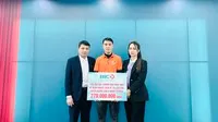 BIC trao tạm ứng bồi thường cho đại diện chủ xe khách để đền bù cho gia đình các nạn nhân