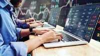 Bộ ba vĩ mô tháng 4: Nhà đầu tư cần quan tâm điều gì?