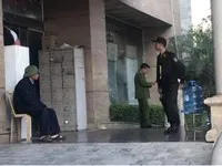 Lực lượng chức năng khám xét trụ sở Công ty TNHH Vận tải thủy bộ Hải Hà tại Thái Bình.