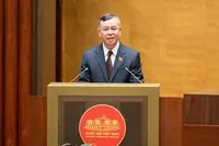 Bộ trưởng Bộ Tài chính Ngô Văn Tuấn trình bày báo cáo tiếp thu giải thích dự án Luật sáng 24/4 (Ảnh: Quốc hội).