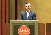 Bộ trưởng Bộ Tài chính Ngô Văn Tuấn báo cáo tiếp thu, giải trình - Ảnh Đức Thanh.