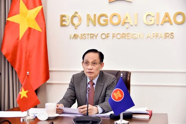 Uỷ viên Bộ Chính trị, Bộ trưởng Bộ Ngoại giao Việt Nam Lê Hoài Trung đã tham dự Hội nghị.