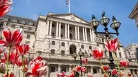 BoE tiếp tục giữ nguyên lãi suất