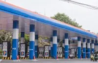 Hiện, cả nước còn 26 thương nhân đầu mối xăng dầu mặt đất, 5 thương nhân nhiên liệu bay và 252 thương nhân phân phối xăng dầu.
