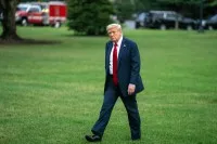 Tổng thống Mỹ Donald Trump tại Nhà Trắng ở Washington, D.C., ngày 9/7/2025. Ảnh: THX/TTXVN