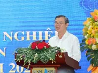 Chủ tịch UBND TP. Cần Thơ Trương Cảnh Tuyên phát biểu tại Hội nghị. Ảnh: Phạm Trung