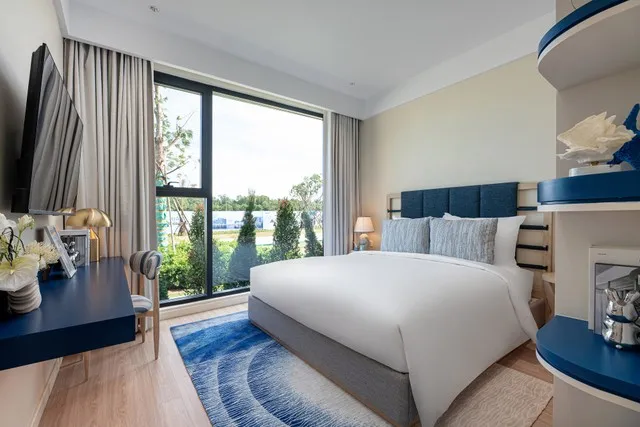Căn hộ Blanca được bàn giao full nội thất theo tiêu chuẩn quốc tế, thiết kế bởi Ong&amp;Ong (Singapore)
