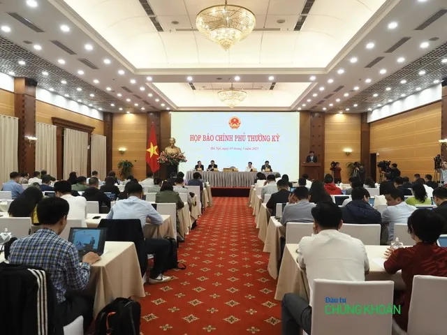 Toàn cảnh buổi họp báo