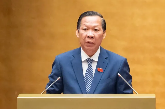 Chủ nhiệm Uỷ ban Kinh tế và Tài chính Phan Văn Mãi