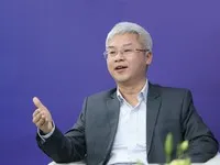 Chờ “mã đáo thành công”