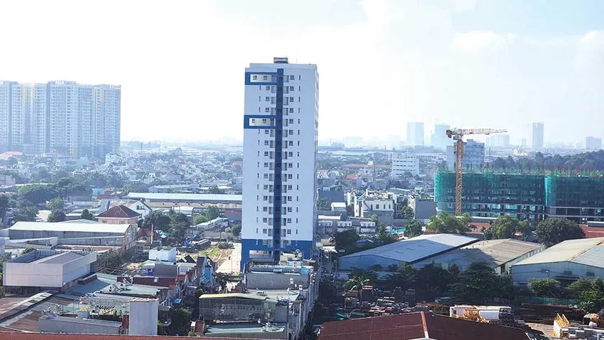 Tại các thành phố lớn, nhu cầu mua nhà ở xã hội áp đảo so với thuê. Trong ảnh: Một dự án nhà ở xã hội tại Dĩ An (TP.HCM) 