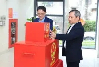 Chủ tịch UBND TP. Hà Nội Vũ Đại Thắng kiểm tra công tác bầu cử tại Đơn vị bầu cử số 3 - TP. Hà Nội.