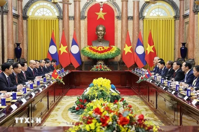Chủ tịch nước Lương Cường hội đàm với Tổng Bí thư, Chủ tịch nước Lào Thongloun Sisoulith thăm cấp Nhà nước tới Việt Nam