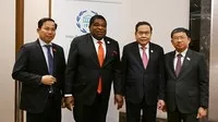 Chủ tịch Quốc hội Trần Thanh Mẫn và Tổng Thư ký IPU Martin Chungong cùng các đại biểu.