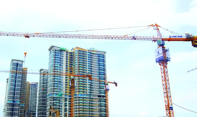 Nhiều dự án ở khu vực lân cận TP.HCM đang gấp rút triển khai để đón đầu thị trường. Ảnh: Lê Toàn.