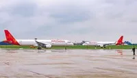 Hai tàu bay của Sun PhuQuoc Airways tại Cảng hàng không quốc tế Nội Bài.