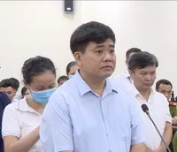 Bị cáo Nguyễn Đức Chung tại tòa.