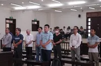 Các bị cáo bị đưa ra xét xử tại phiên phúc thẩm.