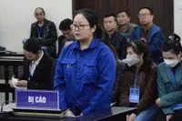 Bị cáo Ngô Thị Ngọc Lan trình bày trước Hội đồng xét xử. Ảnh: NT.