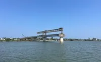 Dự án Cầu Tam Tiến và đường dẫn có tổng vốn đầu tư 220 tỷ vẫn dang dở sau 7 năm thi công.