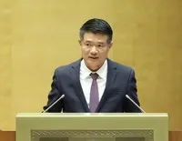 Viện trưởng Viện KSND Tối cao Nguyễn Huy Tiến trình bày báo cáo - Ảnh Duy Linh.