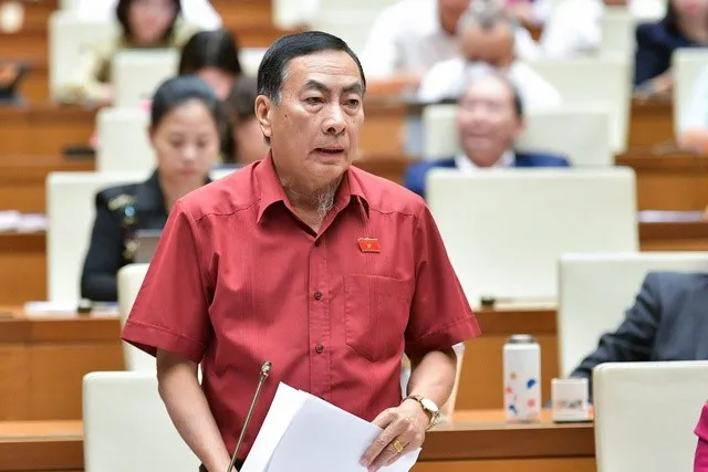 Đại biểu Phạm Văn Hòa