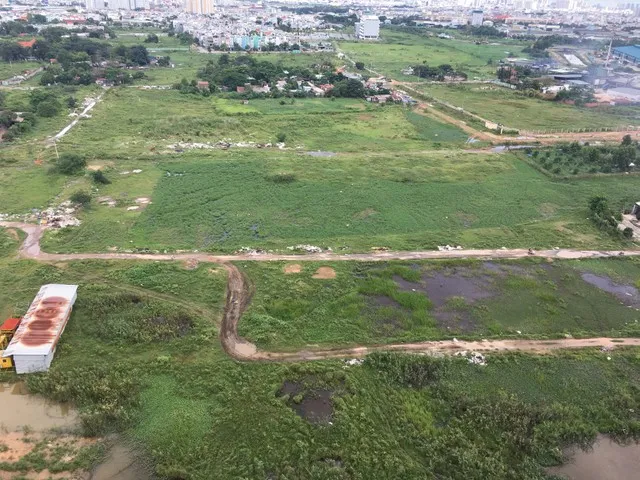 Đầu tư đất nền không còn đem lại lợi nhuận cao. Ảnh: Lê Toàn.