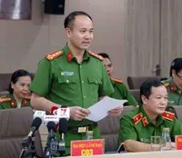Đại tá Nguyễn Quang Phương thông tin về tình hình giải quyết vụ việc tại Tổng công ty Thuốc lá Việt Nam.