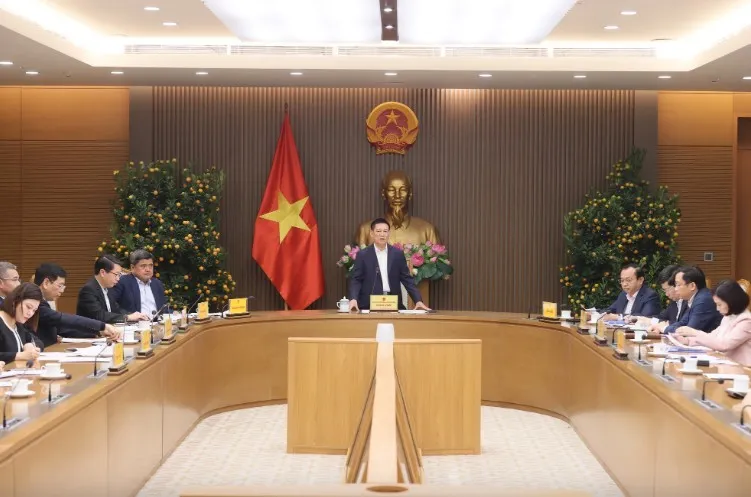 Phó Thủ tướng Hồ Đức Phớc: Sử dụng linh hoạt, hiệu quả các công cụ, biện pháp điều tiết giá theo quy định của pháp luật về giá để kiểm soát, bình ổn thị trường - Ảnh: VGP.