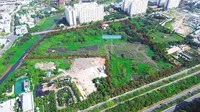 Doanh nghiệp địa ốc đang nhắm vào các lô đất thế chấp ngân hàng. Trong ảnh: Dự án Sài Gòn Broadway đã được VPBank bán lại.