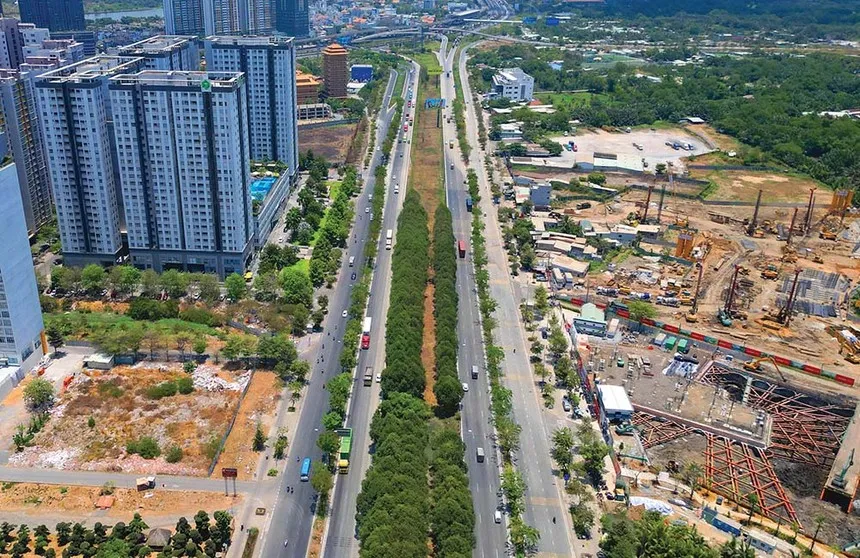 Doanh nghiệp địa ốc tăng tốc thâu tóm quỹ đất 