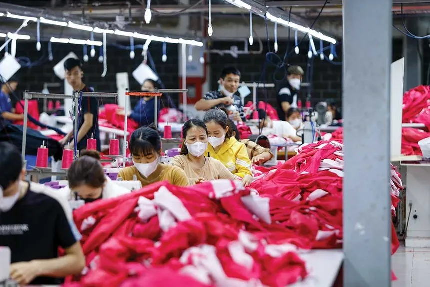 Nhiều doanh nghiệp, trong đó có dệt may, đã tận dụng tốt ưu đãi từ các FTA để gia tăng xuất khẩu. Ảnh: Đức Thanh 