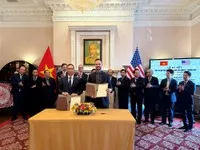 Doanh nghiệp Việt - Mỹ ký kết nhiều thỏa thuận thương mại
