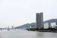 Định hướng trở thành trung tâm tài chính - thương mại tự do đang mở ra những triển vọng mới cho bất động sản Đà Nẵng.