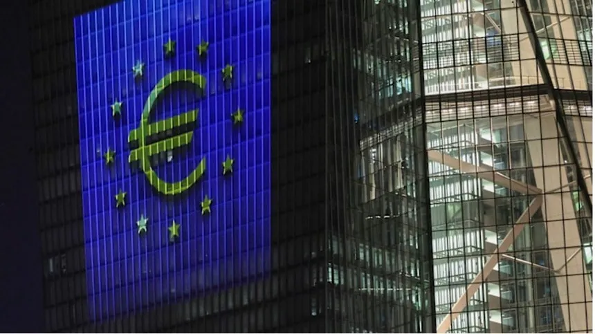 Đồng euro kỹ thuật số là tuyến phòng thủ cuối cùng của châu Âu trước ảnh hưởng ngày càng lớn của Mỹ
