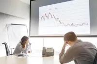 So với quý II, hầu hết các ngành ghi nhận lợi nhuận quý III/2024 tăng trưởng âm, nhất là bảo hiểm, thậm chí nhóm dầu khí thua lỗ