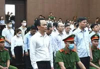 Các bị cáo tại phiên tòa sơ thẩm.