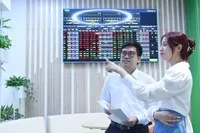 Giao dịch chứng khoán sáng 22/1: Cổ phiếu bất động sản đua nhau khởi sắc